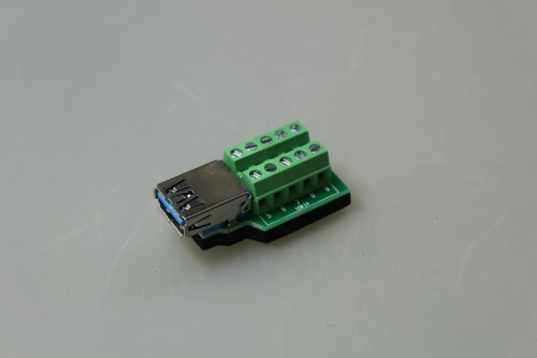 Adaptor USB 3.0 Female Terminal Block Hardware CNC